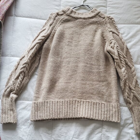 H & M  Bulky Cable Knit Sweater - Picture 2 of 6